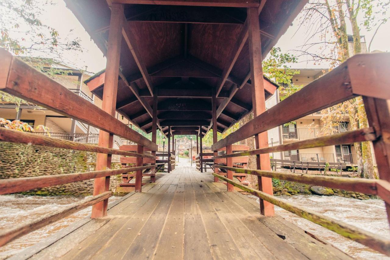 Brookside Lodge Gatlinburg Esterno foto