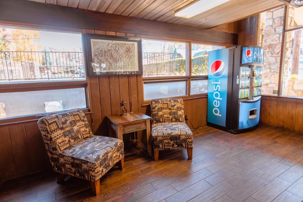Brookside Lodge Gatlinburg Esterno foto